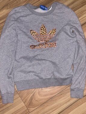 adidas Gray Crewneck Sweatshirt with Leopard Trefoil